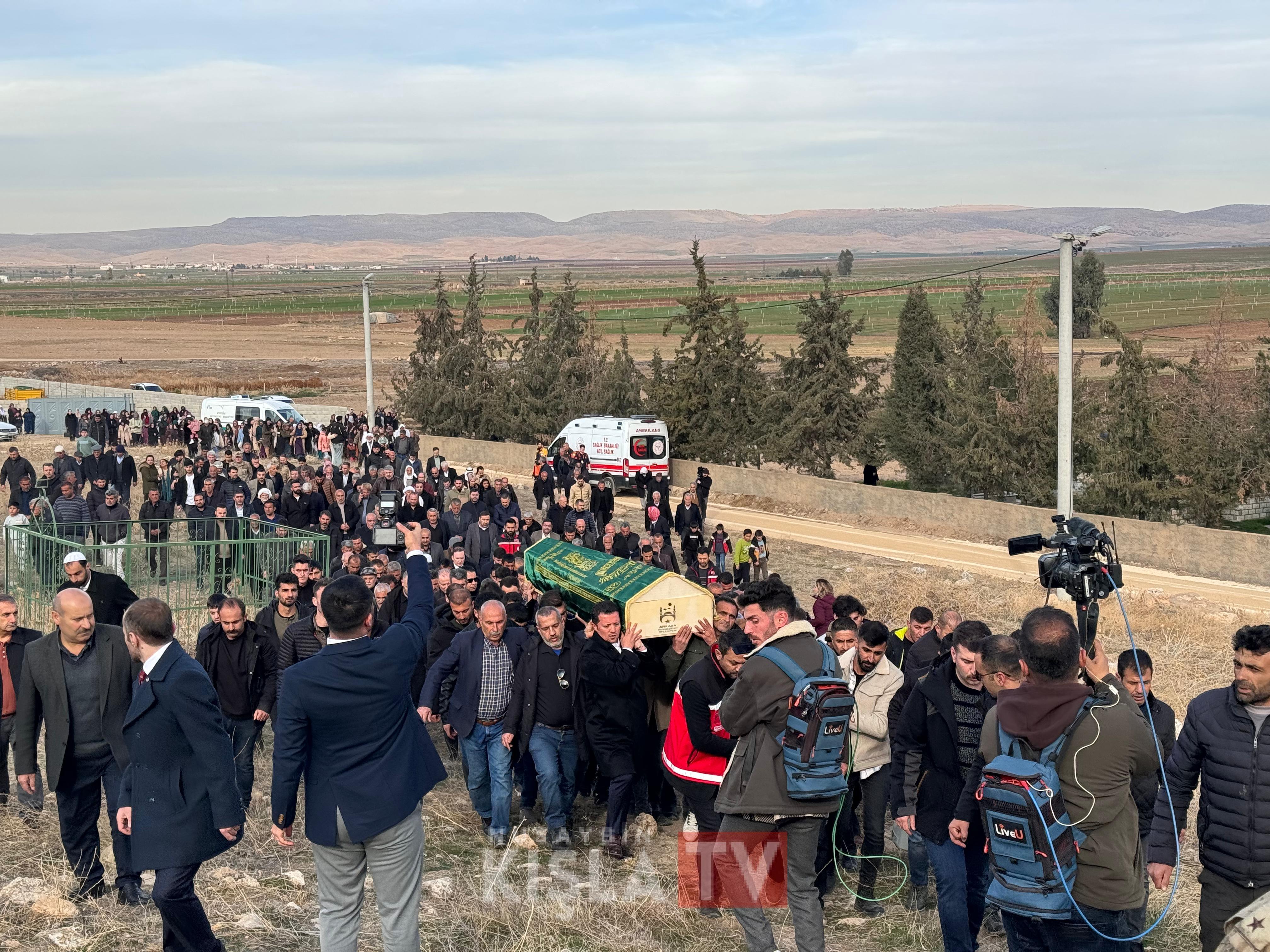 Bolu’daki Yangında Hayatını Kaybeden Hemşire Mardin’de Toprağa Verildi