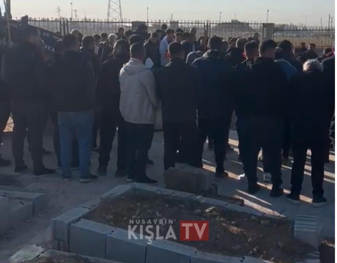 Bugün Meydana Gelen Trafik Kazasında Hayatını Kaybeden Muhammed Akman Gözyaşlarıyla Defnedildi