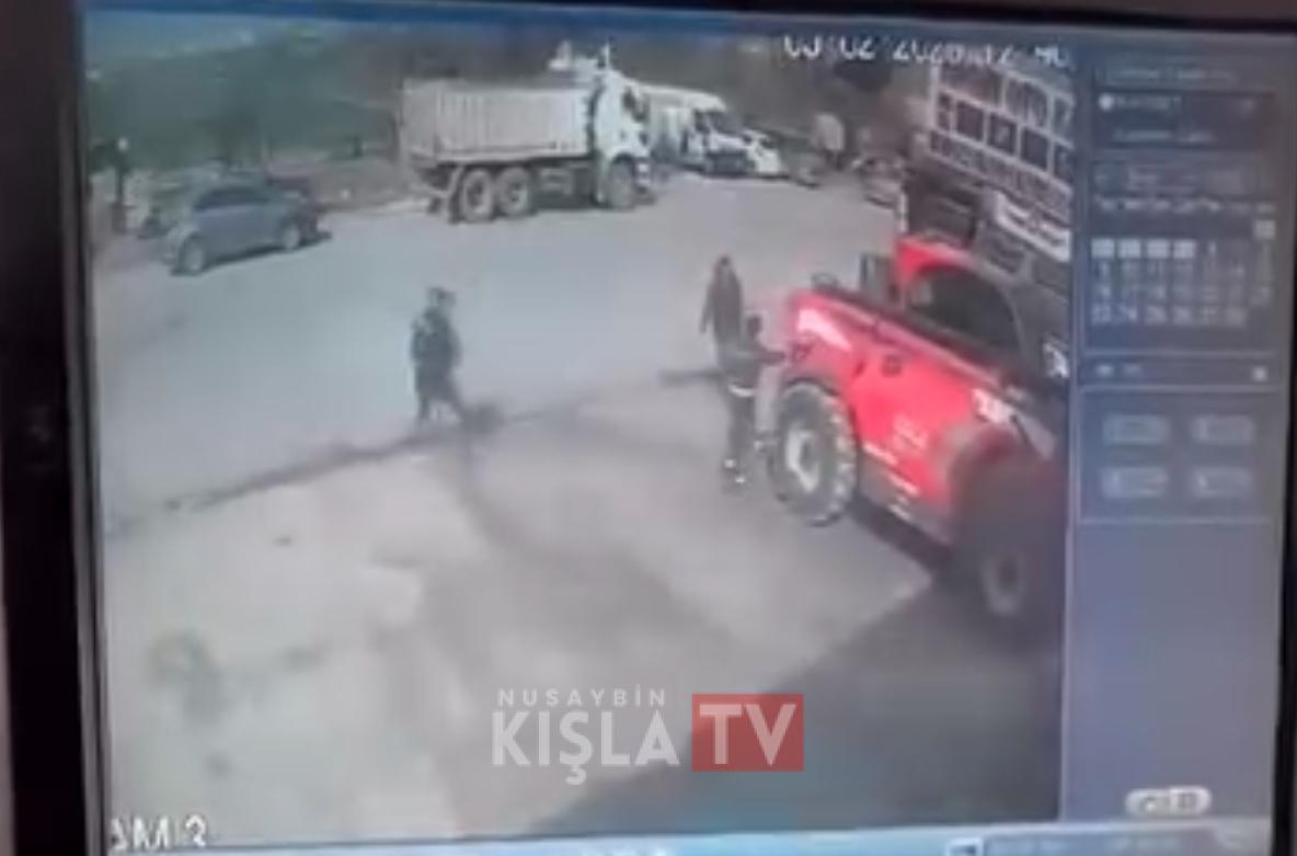 Nusaybin Sanayi Sitesi’nde 1 Kişinin Ağır Yaralandığı Olay Anı Güvenlik Kameralarına Yansıdı
